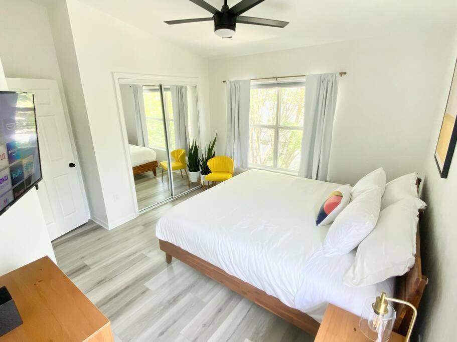 Holiday home Sanctuary Bright 2 Bedroom King Gainesville